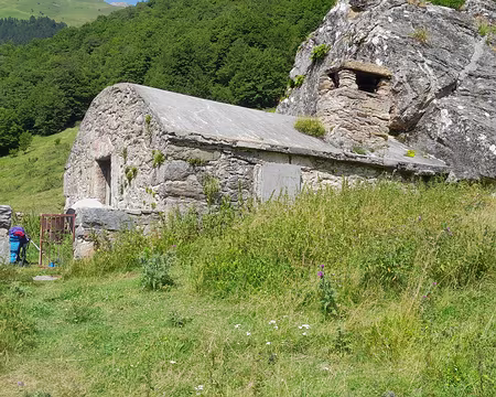 001 (048) J10 - Cabane du Caillou de Soques en vallée d'Ossau où nous dormîmes.