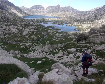 001 (088) J23 - Lac Tòrt de Rìus. Nous entrons dans le Parc National d'Aiguestortes i Estany de Sant Maurici.