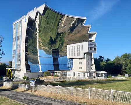 001 (125) J35 - Le four solaire d'Odeillo ...