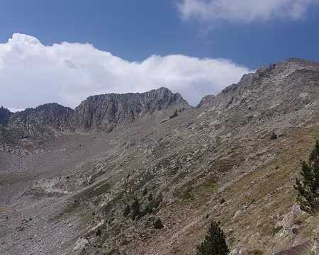 001 (145) J37 - Nous approchons de la cheminée du Canigou.