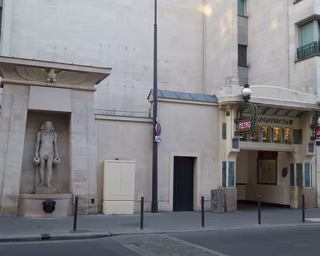 P1170385 Bouche de métro Vaneau (1923)...