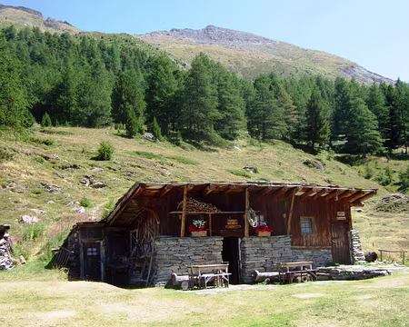 DSCF2271_RefugeDeBramanette Refuge de Bramanette