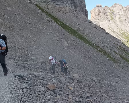 raide montée au col du Grand Fond (2671m) raide montée au col du Grand Fond (2671m)