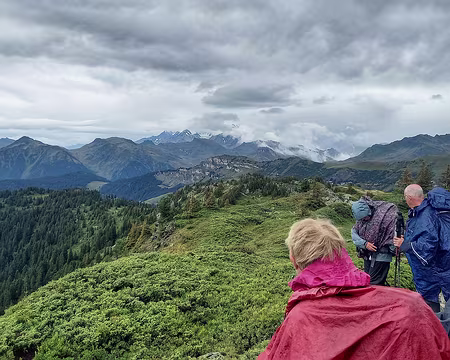 En route vers Arolles. En route vers Arolles.