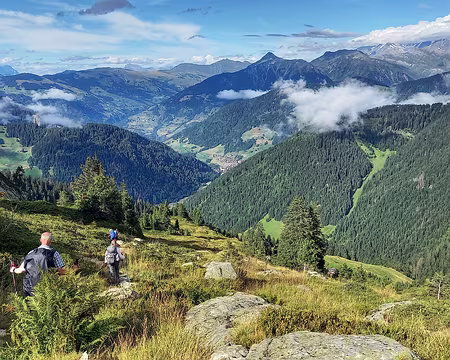 Au-dessus d'Arêches. Au-dessus d'Arêches.