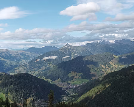 Vue du refuge sur Arêches Vue du refuge sur Arêches