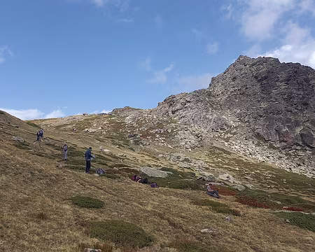 037cl.jpeg Pause dans la longue descente vers Névache.