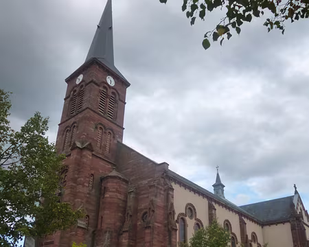 P1170643 L'église catholique Saint-Martin édifiée en 1886