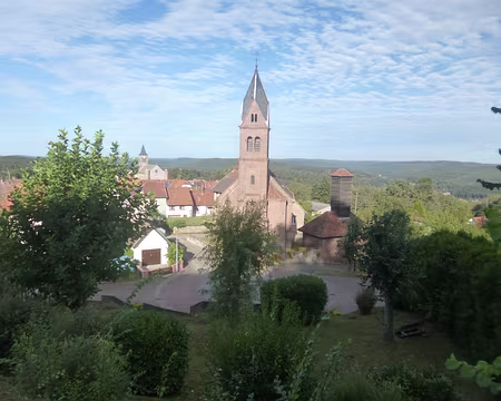 P1170686 Le village de Lichtenberg depuis la montée au château fort