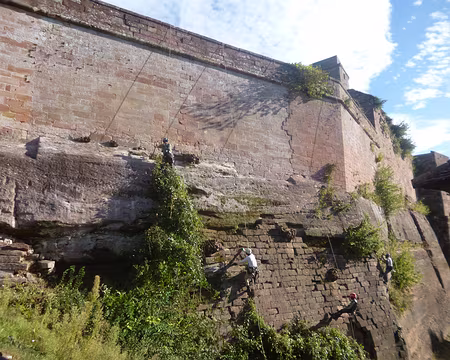 P1170689 Le château fort se refait une beauté