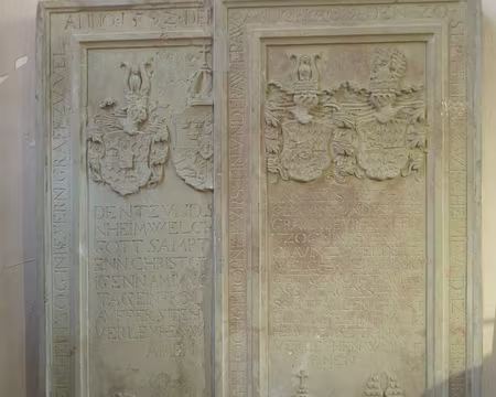 P1170703 Pierres tombales