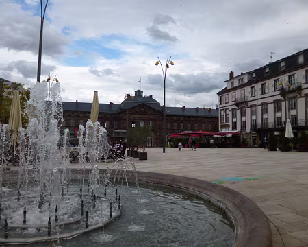 P1170742 Château des Rohan, ancien château épiscopal (fin XVIIIè s.)