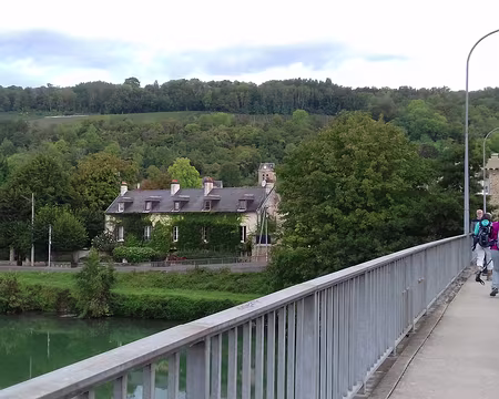 003 Traversée de la Marne par le pont de Nanteuil