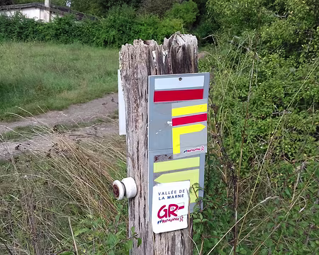 029 Le GR 15 sur les hauteurs de Méry-sur-Marne
