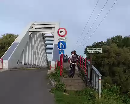 003 Pont sur la Marne