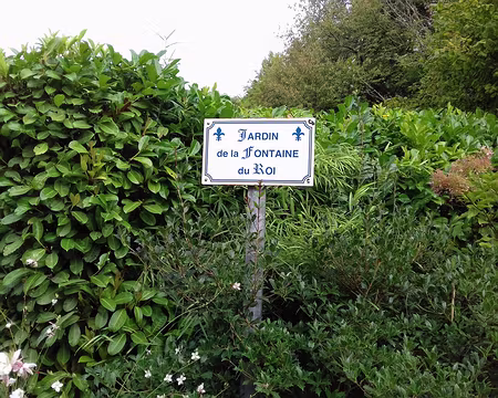 012 Et le jardin de la fontaine du Roi