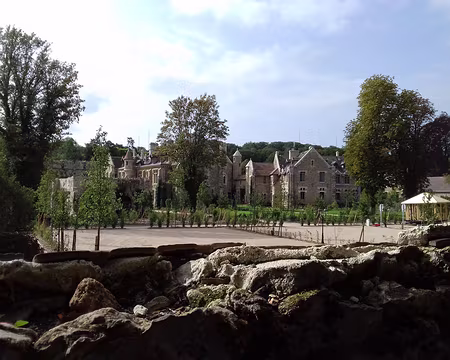 024 L’ancienne abbaye cistercienne des Vaux de Cernay, fondée au XIIème siècle. Vendue comme bien national en 1791, elle a servi comme carrière de pierre, avant...