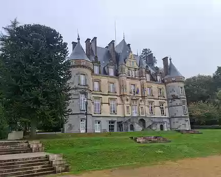 079 Le château de la Roche-Bagnoles. l’élégante demeure bourgeoise est construite en 1855 pour Anne-Marie-Catherine Goupil.