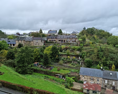153 Vue depuis le parc de la mairie.