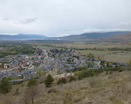 P1180058 Llivia depuis la colline...