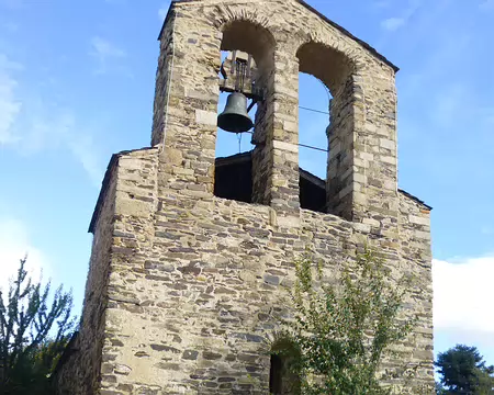 P1180084 Eglise romane Saint-Julien d'Estavar, XIIè s.