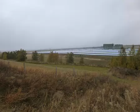 P1180169 Première centrale solaire thermodynamique à miroirs de Fresnel avec stockage, au monde (2018), Llo