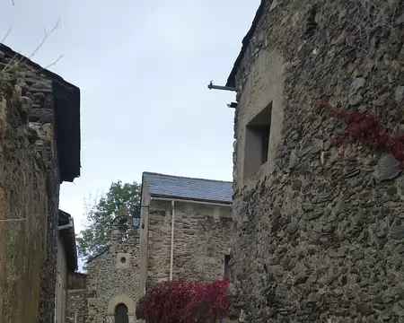 P1180180 Chapelle Sainte-Eugénie de Védrinyans