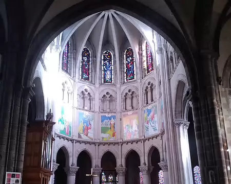 15 Notre Dame des Miracles