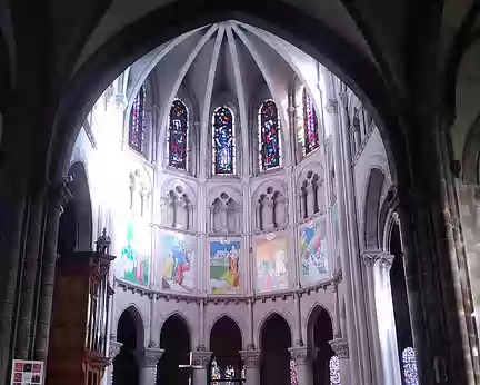 15 Notre Dame des Miracles