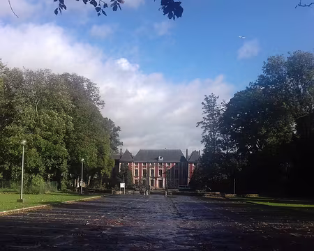 029 Le château du Luat (XVIIème siècle) abrite un collège privé