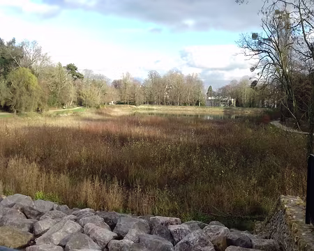 037 Le Vieil Etang à Ville-d’Avray utilisé au Moyen Âge par les moines Célestins pour la pêche