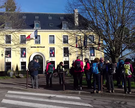 023 Depuis 1988, la mairie de Marly-le-Roi est installée dans l’ancien château du Chenil royal