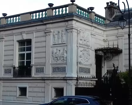 012 Villa de style néoclassique à Saint-Cloud