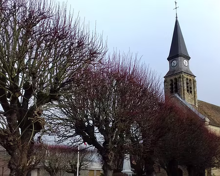 002 L’église Saint-Germain-d’Auxerre (XIII, XVIème siècle) en pierre meulière à Coignères