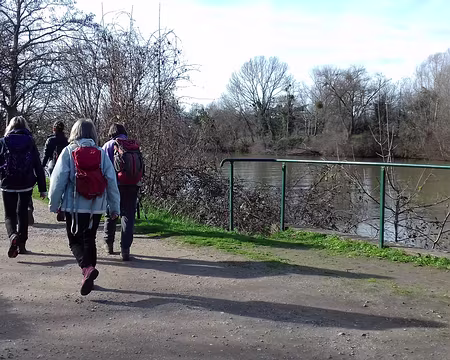 005 Sur l’ancien chemin de halage