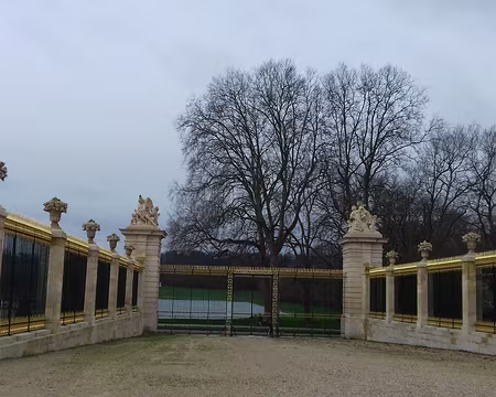 034 La grille de l’orangerie