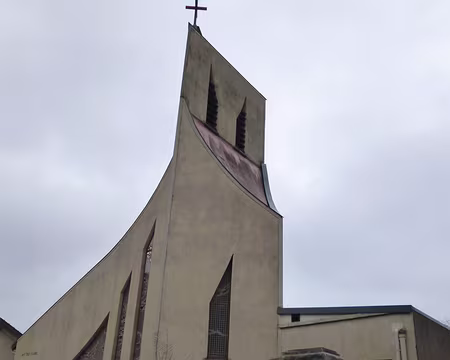 P1180706 Eglise Notre-Dame-de-Lourdes, 1924, Villeneuve-Saint-Georges