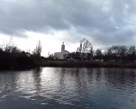 035 La mosquée Sahaba de Créteil (2008) à l’extrémité nord du lac