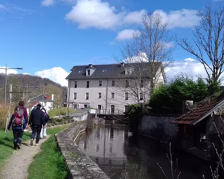 039 Le moulin de Jouy-en-Josas sur le bras artificiel de la Bièvre