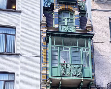 019 Rue Luther, architecte Gustave Strauven 1902. Il a 24 ans. Élève d'Horta.