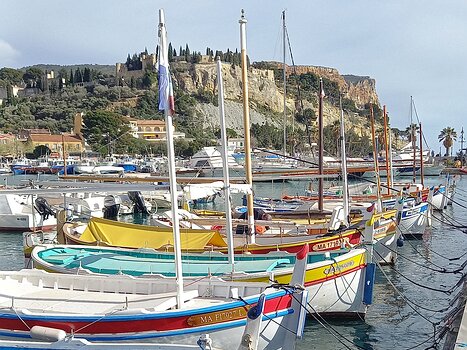 Hélène Hélène B, détail sortie