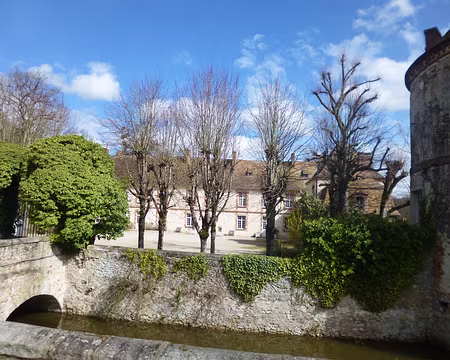 P1180845 Château de la Cour Senlisse, XVIIè s.