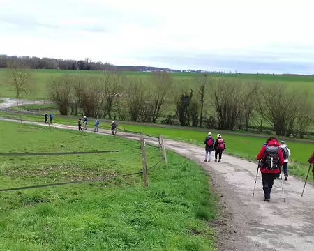 030 sur le sentier de Gondi …