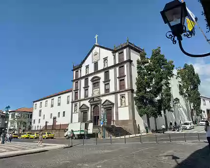 012 Église Saint-Jean-l'Évangéliste de Funchal, faisan partiste de l'ancien collège des jésuites.