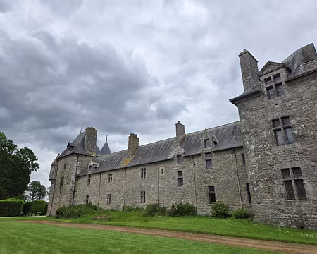 20240524_154232 Visite des jardins et du château de Rosanbo