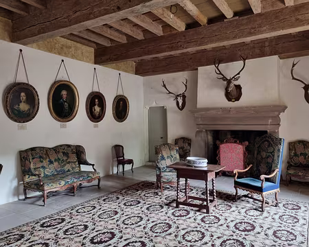 166 Salon de famille