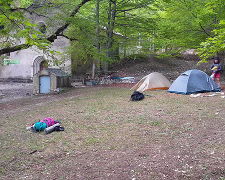 20240510_182752 La chapelle Notre-Dame de Lure, lieu de notre 3ème bivouac.