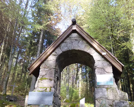 P1190089 Les soldats allemands de la guerre de 1914-1918 reposaient ici autrefois