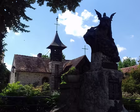 021 L’église Notre Dame de la Persévérance à Barbizon était, à l’origine, une grange située à côté de l’atelier du peintre Théodore Rousseau