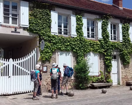 027 L’auberge Ganne, au n° 92 de la Grande Rue, où ont séjourné, au XIXème siècle, de nombreux artistes venus chercher l’inspiration dans la nature
